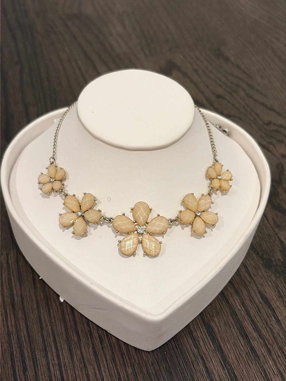 Claire’s Floral Statement Necklace